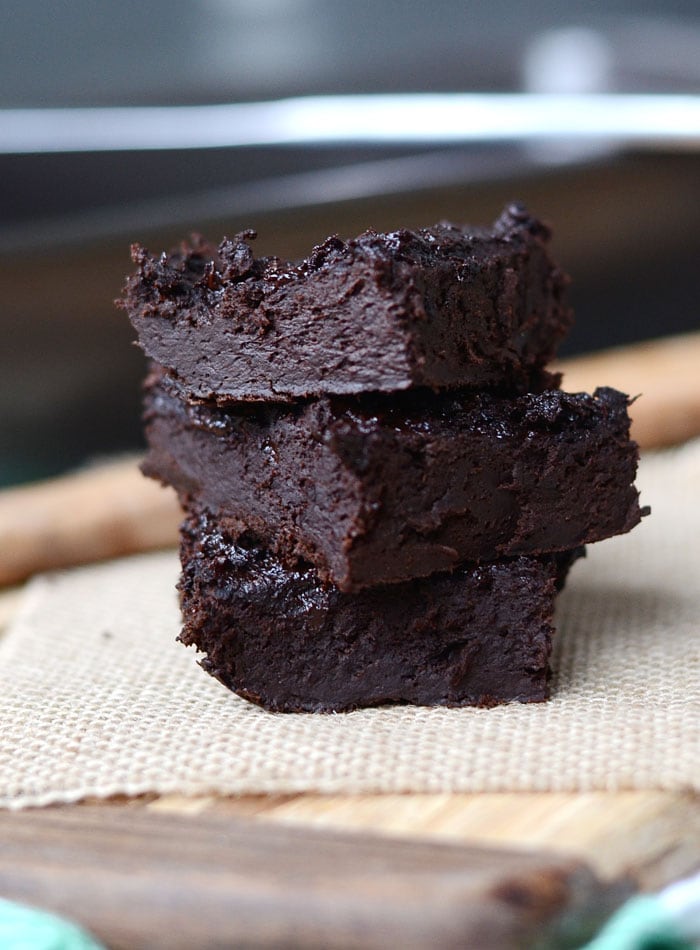 5-Ingredients Fudgy Protein Brownies